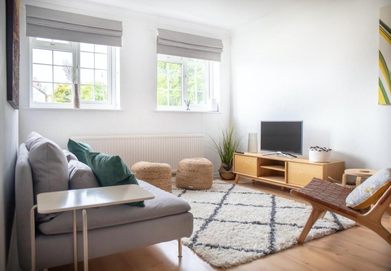 Guestready - Homely Leeds City Apartment Sleep 4 Meanwood ภายนอก รูปภาพ