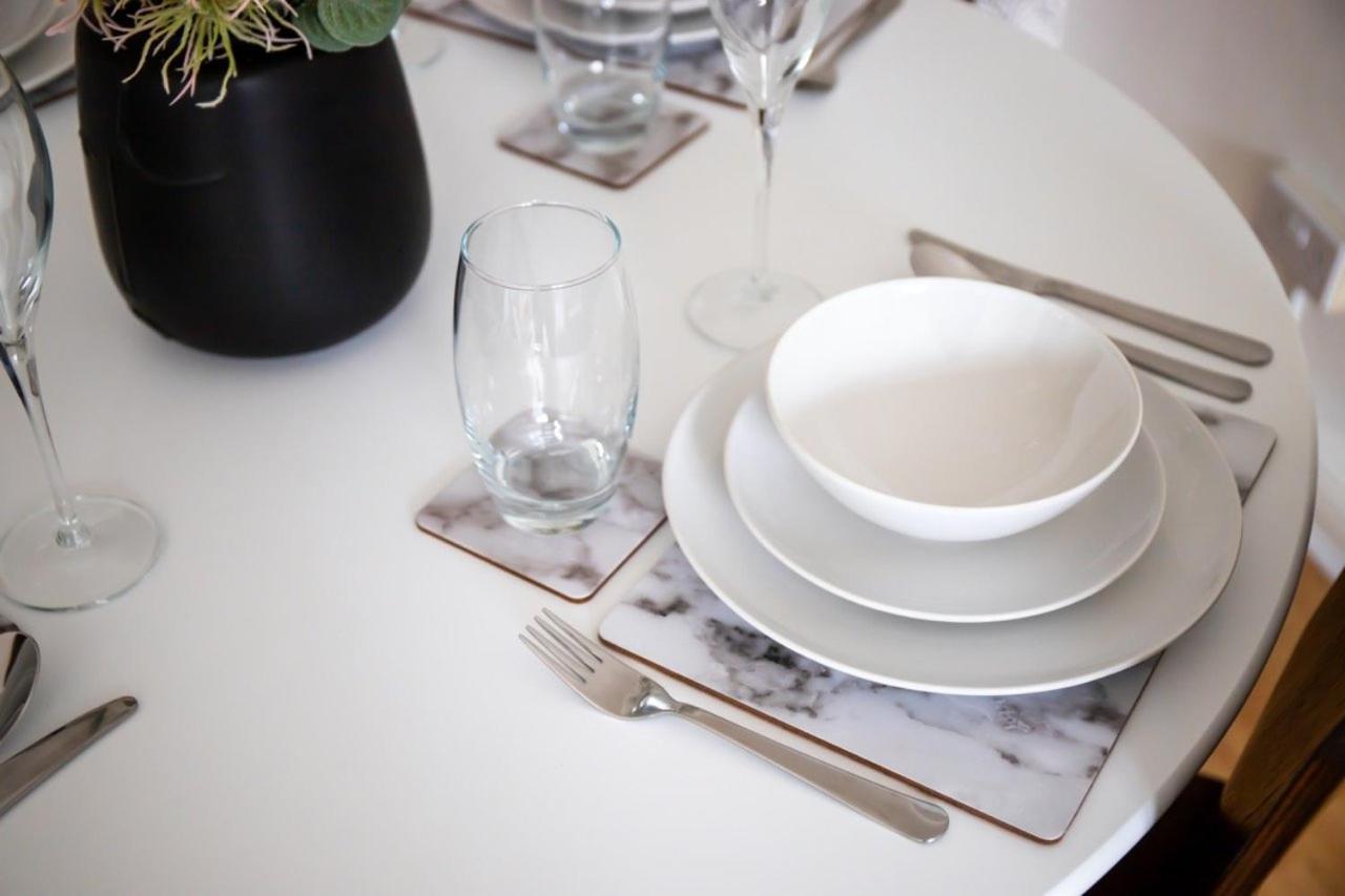 Guestready - Homely Leeds City Apartment Sleep 4 Meanwood ภายนอก รูปภาพ
