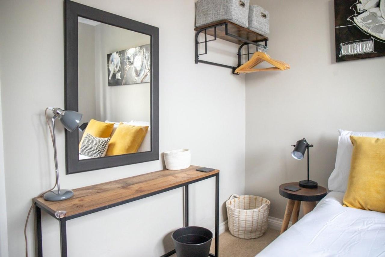 Guestready - Homely Leeds City Apartment Sleep 4 Meanwood ภายนอก รูปภาพ