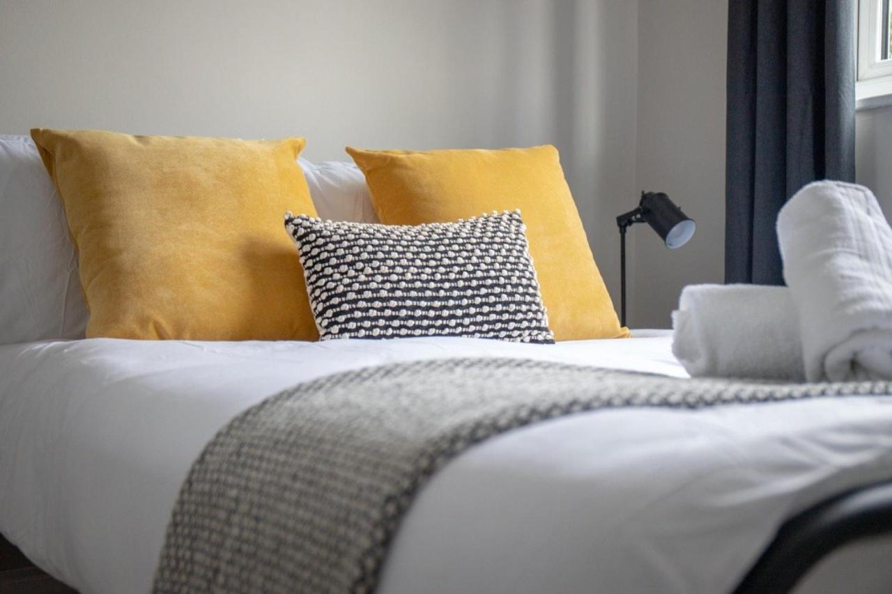 Guestready - Homely Leeds City Apartment Sleep 4 Meanwood ภายนอก รูปภาพ