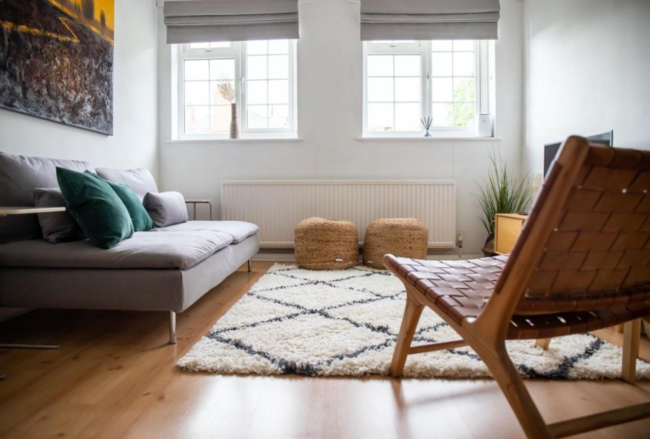 Guestready - Homely Leeds City Apartment Sleep 4 Meanwood ภายนอก รูปภาพ