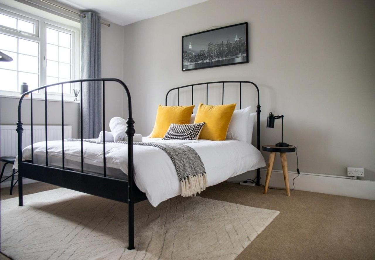 Guestready - Homely Leeds City Apartment Sleep 4 Meanwood ภายนอก รูปภาพ