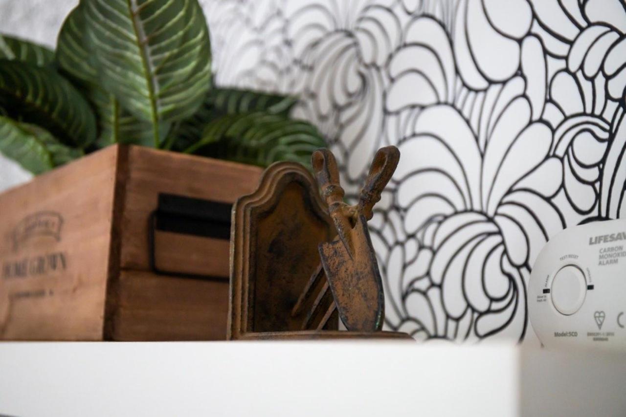 Guestready - Homely Leeds City Apartment Sleep 4 Meanwood ภายนอก รูปภาพ