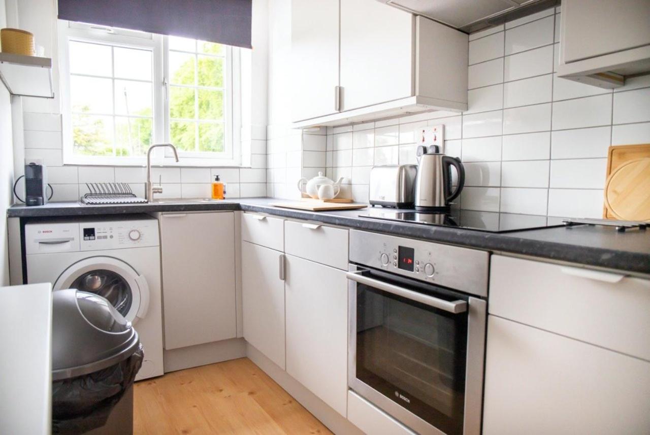 Guestready - Homely Leeds City Apartment Sleep 4 Meanwood ภายนอก รูปภาพ