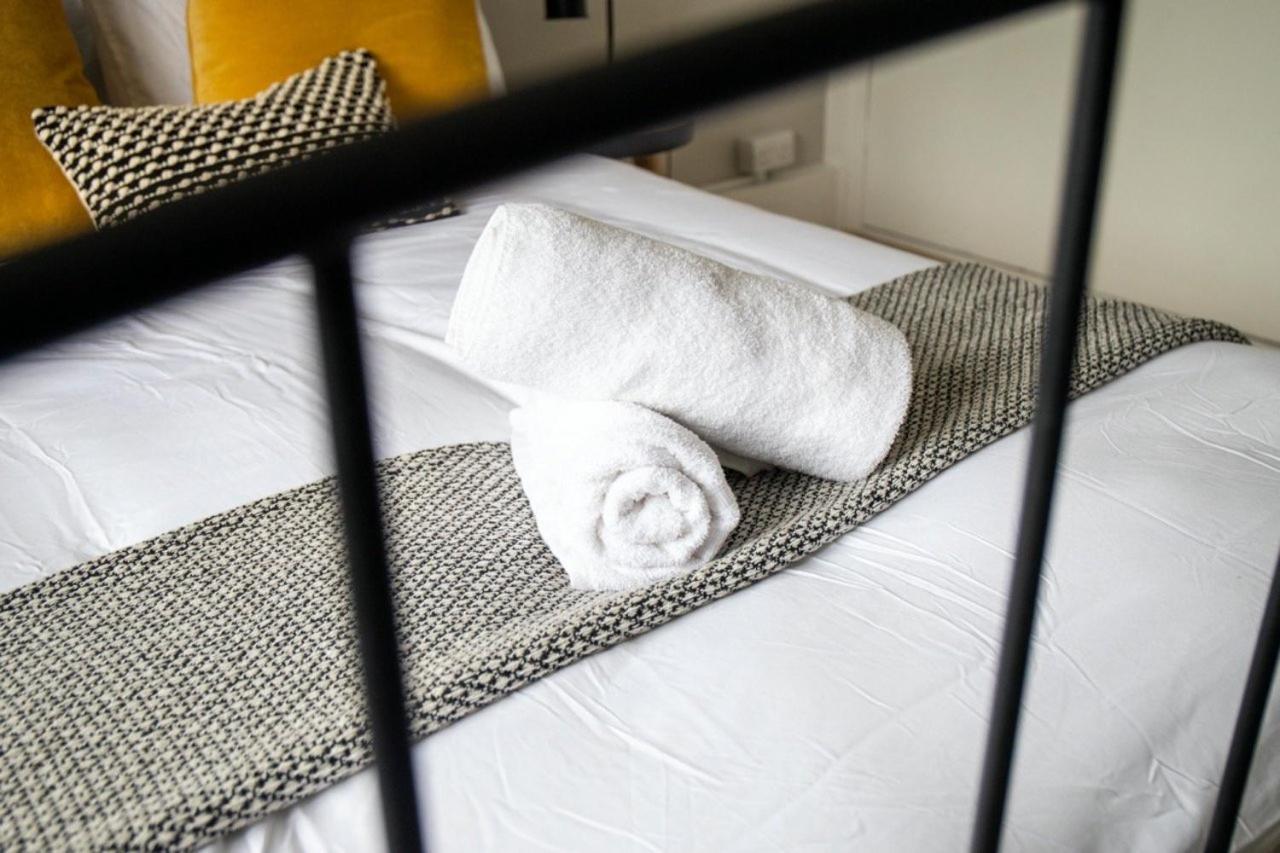 Guestready - Homely Leeds City Apartment Sleep 4 Meanwood ภายนอก รูปภาพ